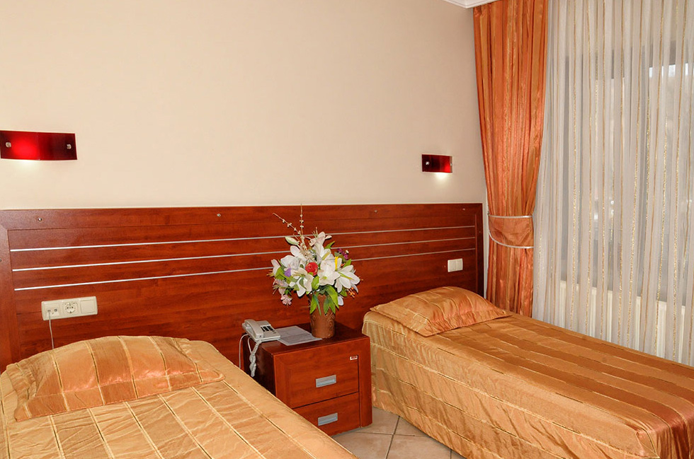 Oylat Çağlayan Otel
